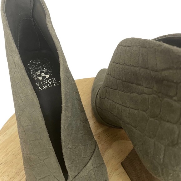 VINCE CAMUTO | Gray Steevera Suede Leather Chunky Block Heel Ankle Booties - Picture 7 of 13